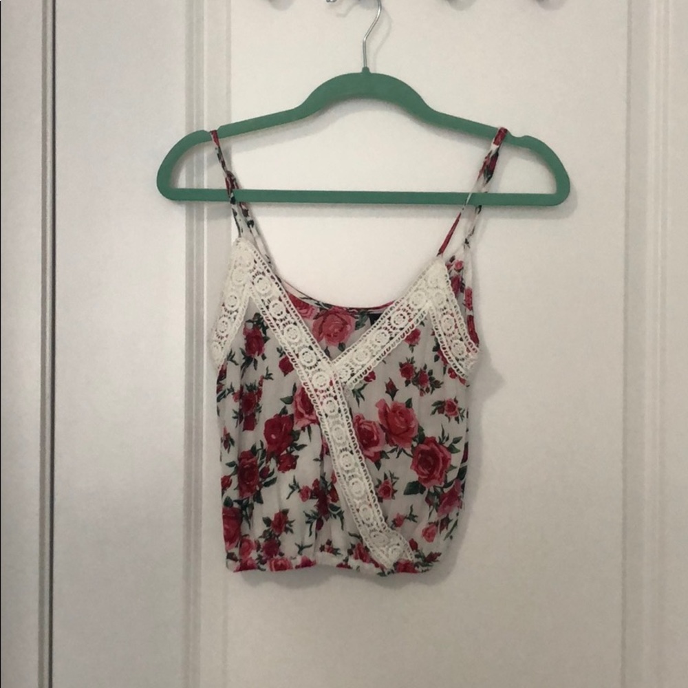 Floral cross front crop top size 0 NWT